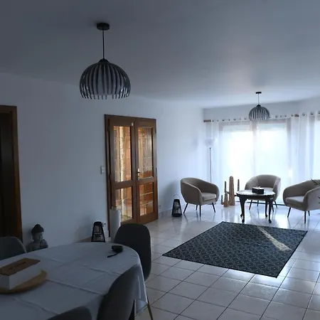 Maison La Digue Дом отдыха *